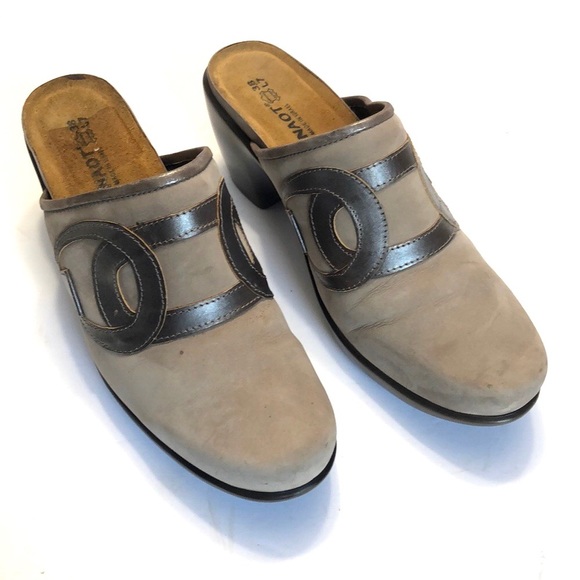 Naot Shoes - Naot Taupe Round Toe Leather Mules size 7